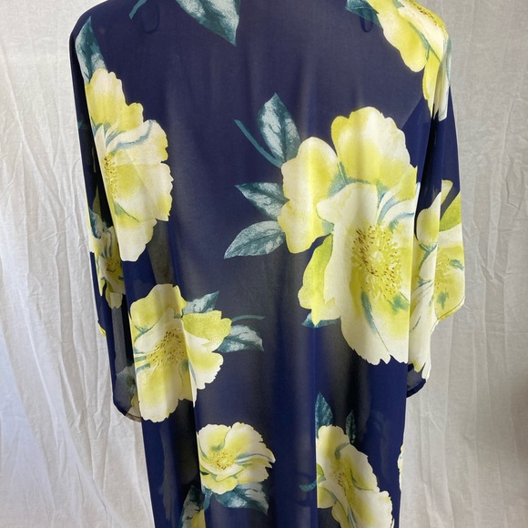 Navy blue cardigan with yellow floral - Picture 2 of 2